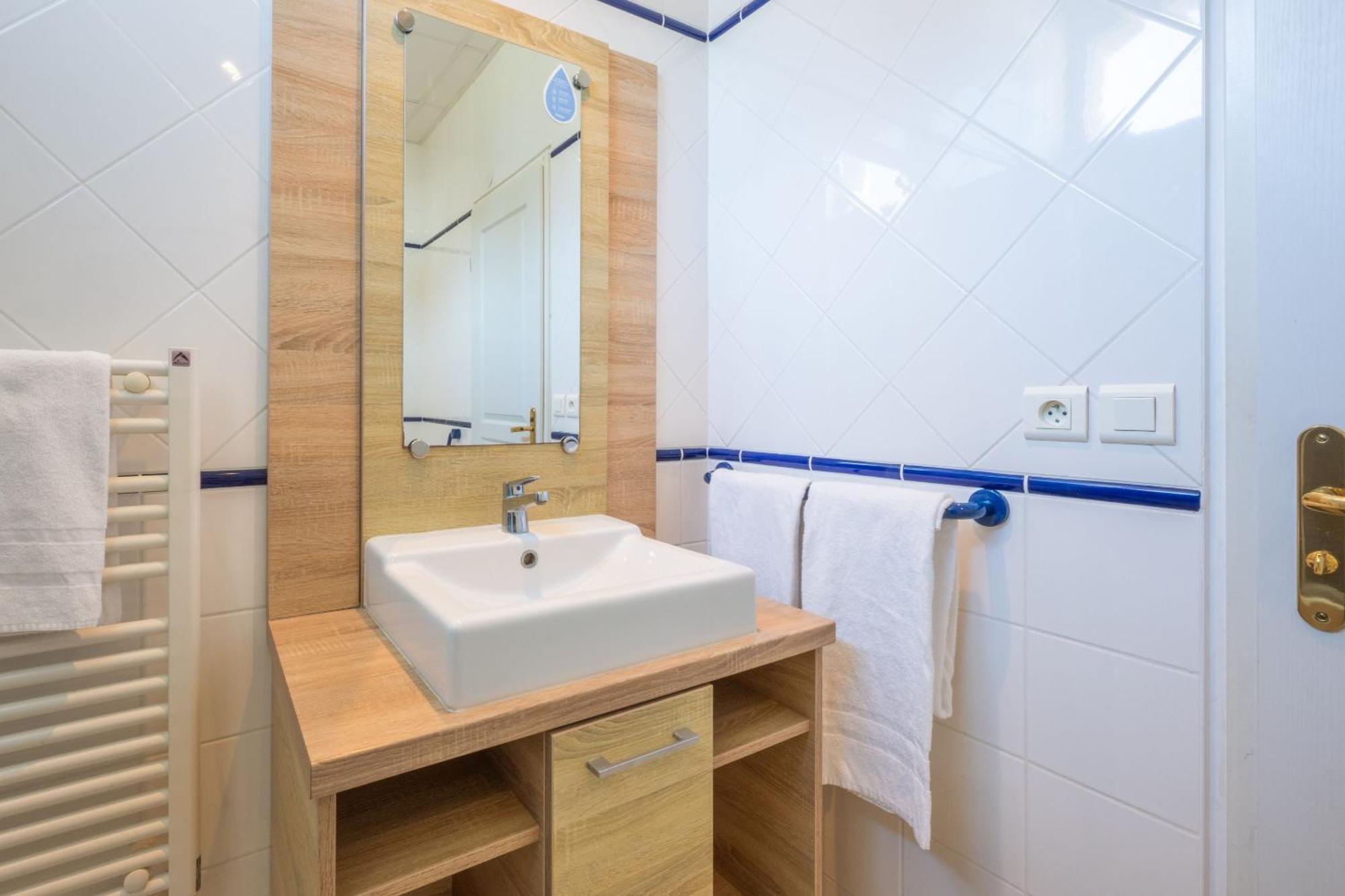 Residence Odalys Valentin Plage Batz-sur-Mer Exterior foto